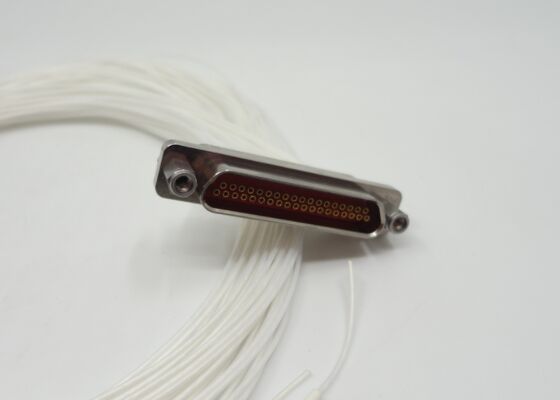 J30J सीरीज कनेक्टर आयताकार 37 संपर्क रडार प्रणाली के लिए तार की लंबाई 300 मिमी के साथ महिला सॉकेट