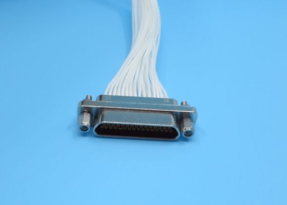 J30J श्रृंखला कनेक्टर आयताकार 51 वायरलेस संचार के लिए तार के साथ महिला रिसेप्टेकल से संपर्क करता है